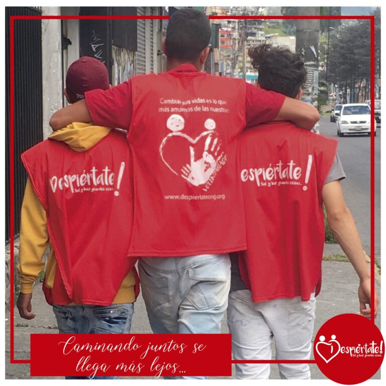 caminando juntos